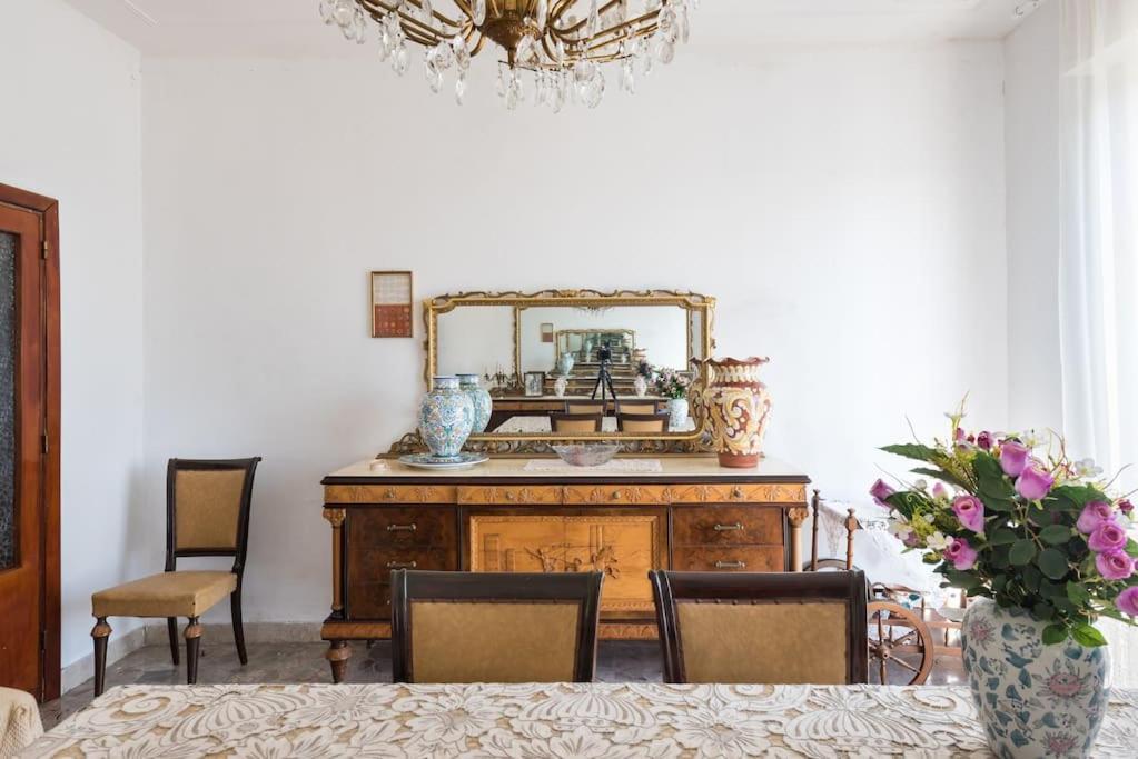קטאניה Top Floor Apartment Near Historic Fortino מראה חיצוני תמונה